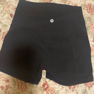 LULULEMON ALIGN HIGH RISE SHORT 4”